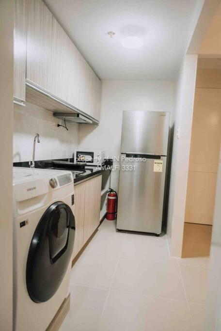 Work-Friendly Mountain-View Condo Near Sm Seaside سيبو المظهر الخارجي الصورة