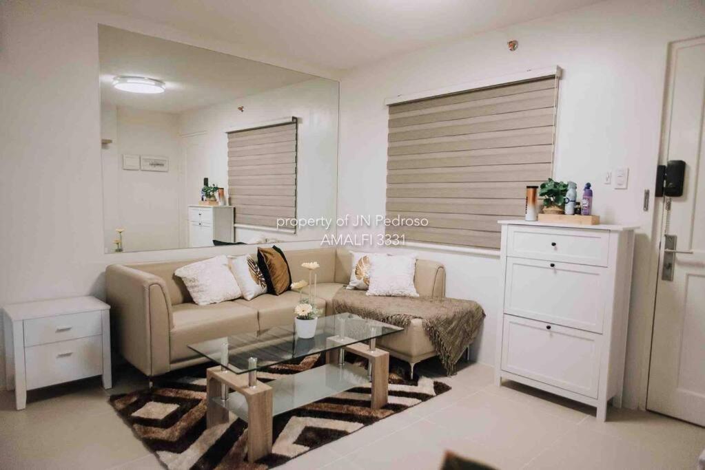 Work-Friendly Mountain-View Condo Near Sm Seaside سيبو المظهر الخارجي الصورة
